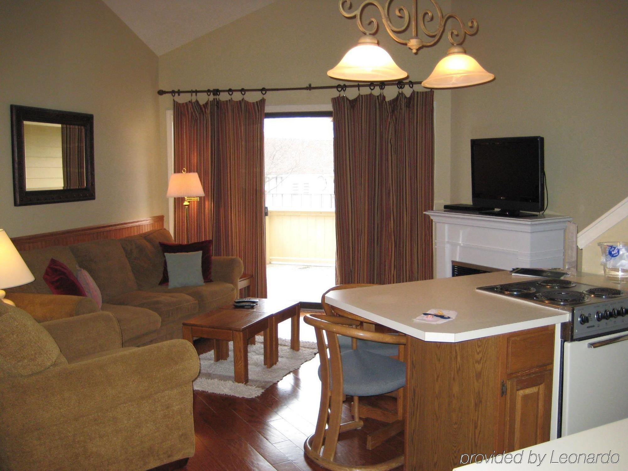 Pointes North Inn Charlevoix Kamer foto
